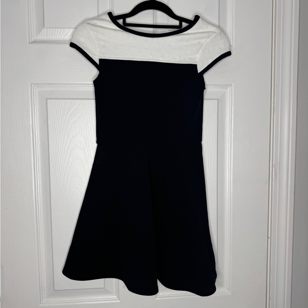 SALLY MILLER Couture NWT Black White Fit‎ And Flare Dress Size M (10)